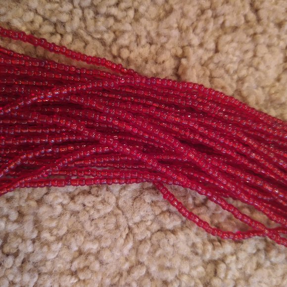 Vintage red glass seed bead multi strand necklace - Picture 4 of 4